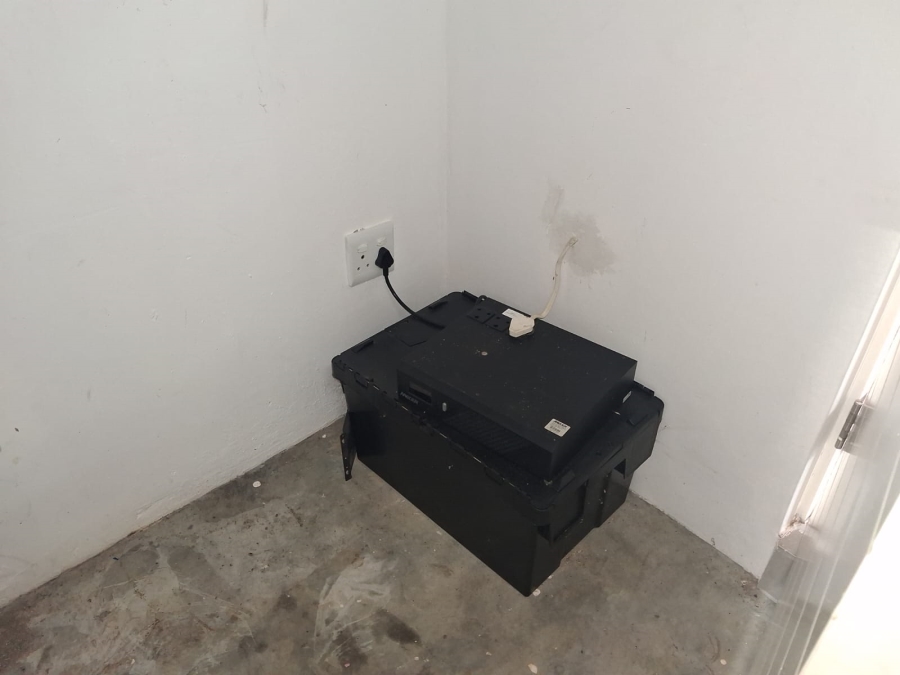 To Let 3 Bedroom Property for Rent in Winterstrand Eastern Cape